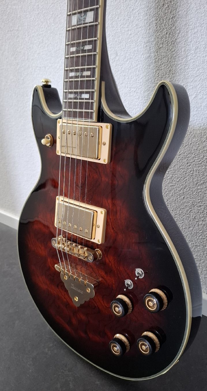 Ibanez Musikinstrumente: Ibanez AR325 – Gebraucht aus Schötz von PiSu