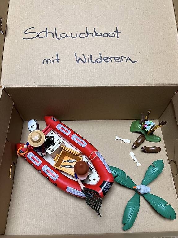 Spielzeuge: Playmobil Schlauchboot mit Wilderern – Gebraucht aus Winterthur von kayas13