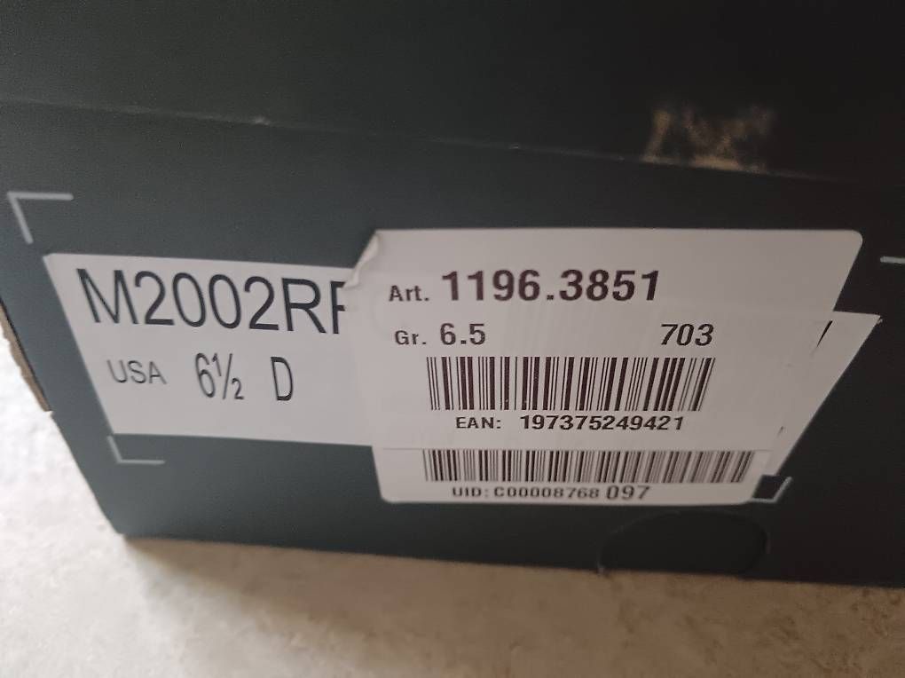 Chaussures femmes: New Balance 2002 size 39.5 – D'occasion à Glattbrugg par cam_wsk9 2