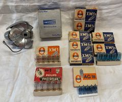 Alte Blitzleuchte und verschiedene Vacublitze!