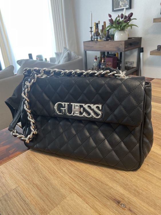 Guess Tasche Schwarz Silber