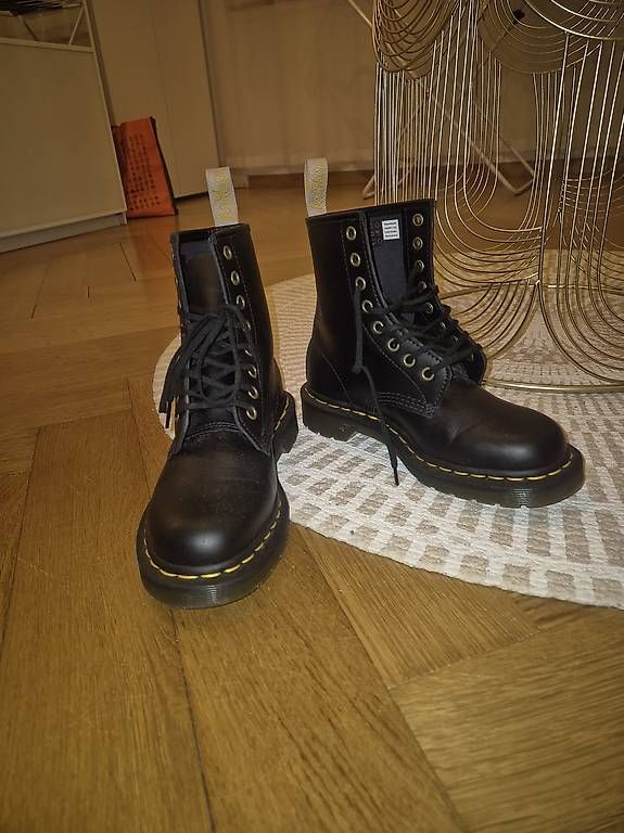 Herrenschuhe: Dr. Martens 1460 Smoth Stiefel – Neu und originalverpackt aus Bern von rahelnina 3