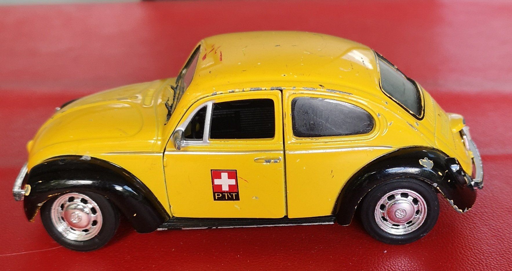 Welly Modellini d'auto: Schweizer Postauto VW Beetle, defekt, fairer Versand – Usato da Zürich venduto da Tanteemma369 2