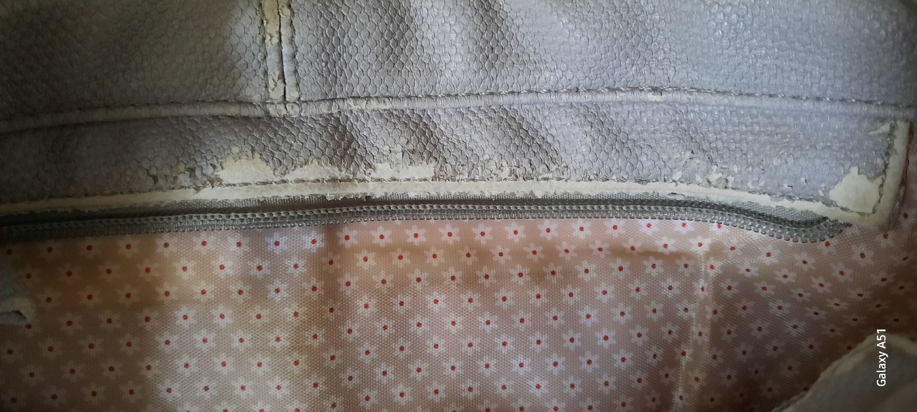 Zwei Borse da donna: ***ZWEI*** Tasche hellgrau defekt – Difettoso da Wädenswil venduto da H2H_Secondhandshop 3