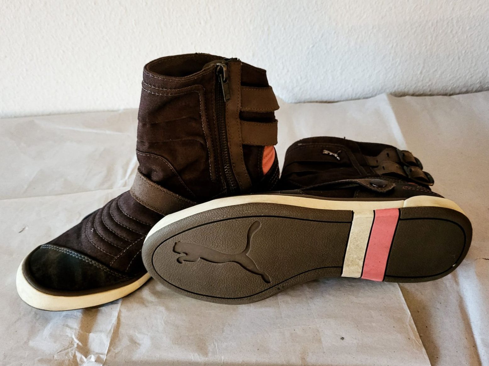 Puma Scarpe da donna: Coole Puma Stiefel Gr. 37 ! – Nuovo (secondo la descrizione) da Buchs AG venduto da Bela11 1