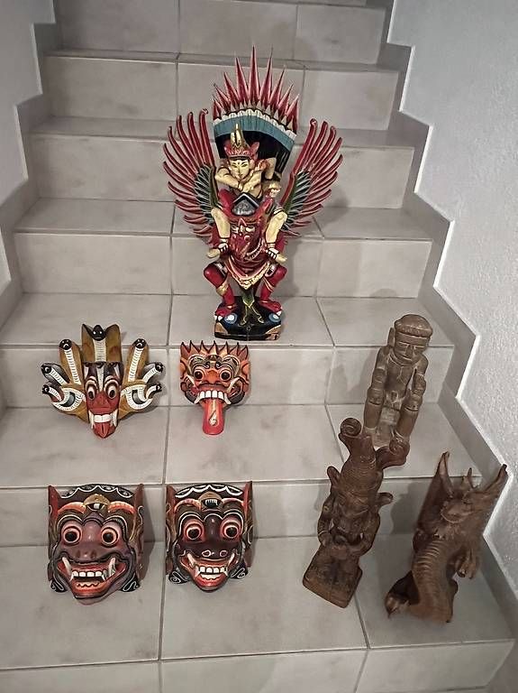 Sculture & Statue: Thai Skulpturen – Usato da Hausen AG venduto da Findnbuy