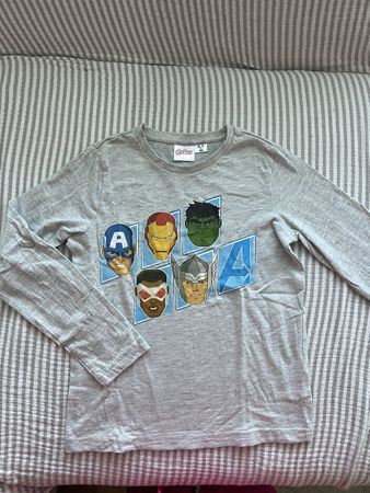 MARVEL ABENGERS LANGARM SWEATSHIRT WIE NEU GR 134