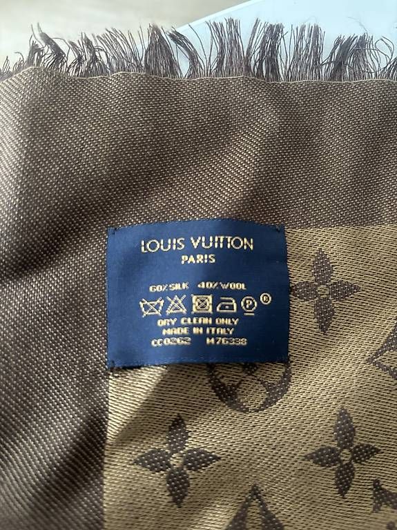 Foulards, Tücher & Schals: Écharpe Louis Vuitton  – Gebraucht aus Sion von Mourgoux 3