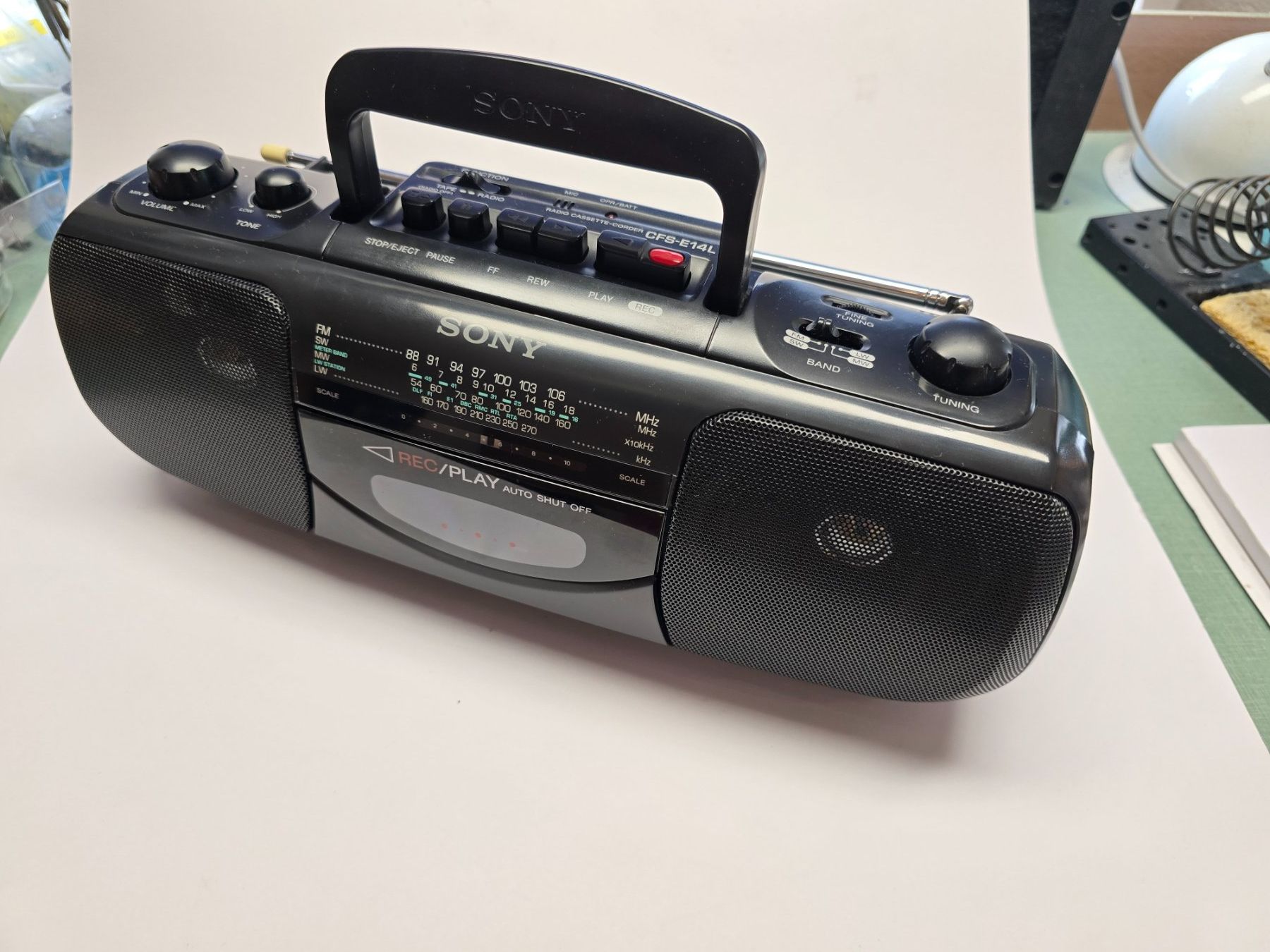 Sony Radios: SONY Radio Cassette CFS E14L – D'occasion à Balgach par Zwickau01 9