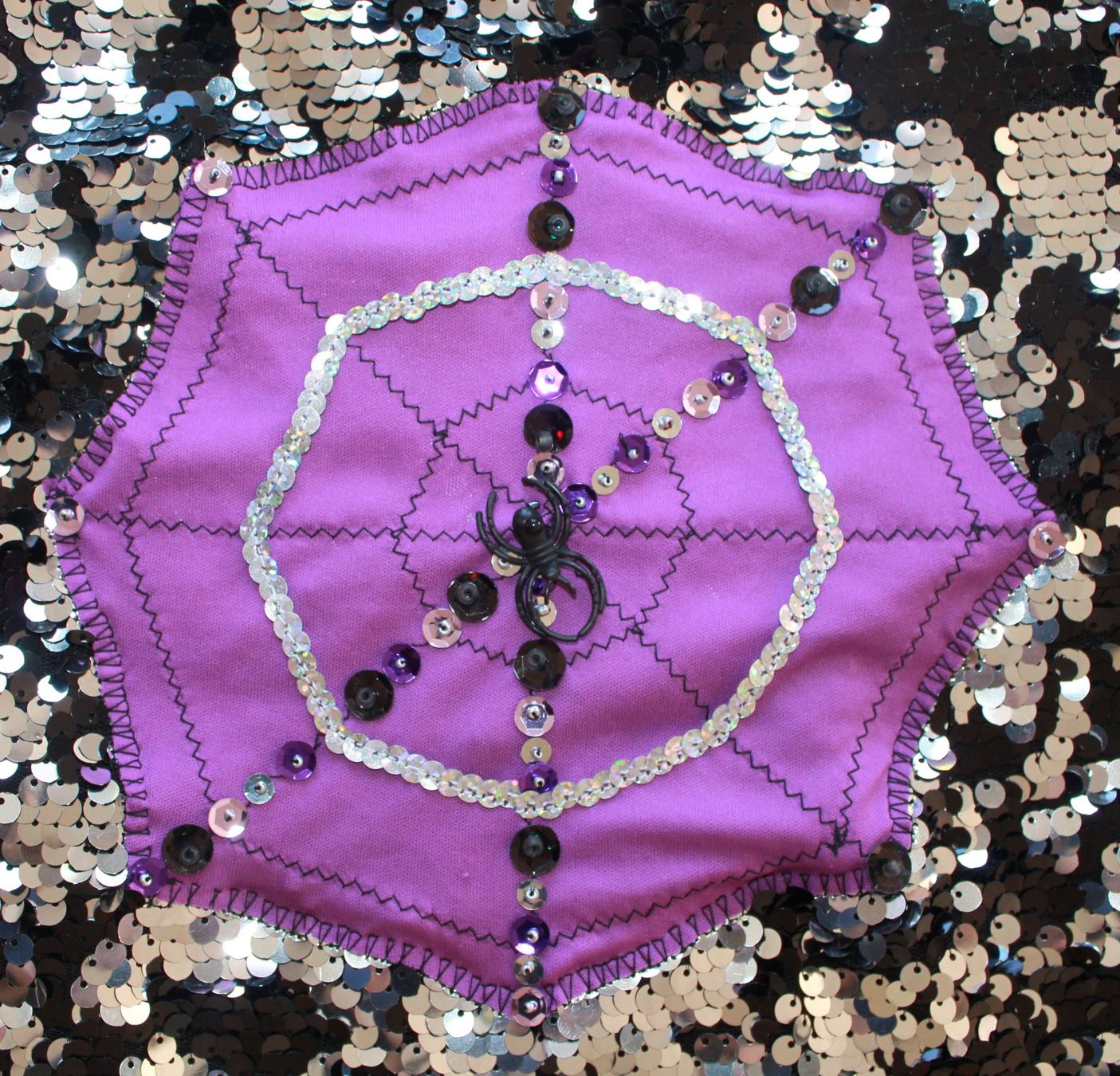 Costumi: Costume sorcière / Hexe t. 4 - 6 ans – Usato da Peseux venduto da CoolShoping 4