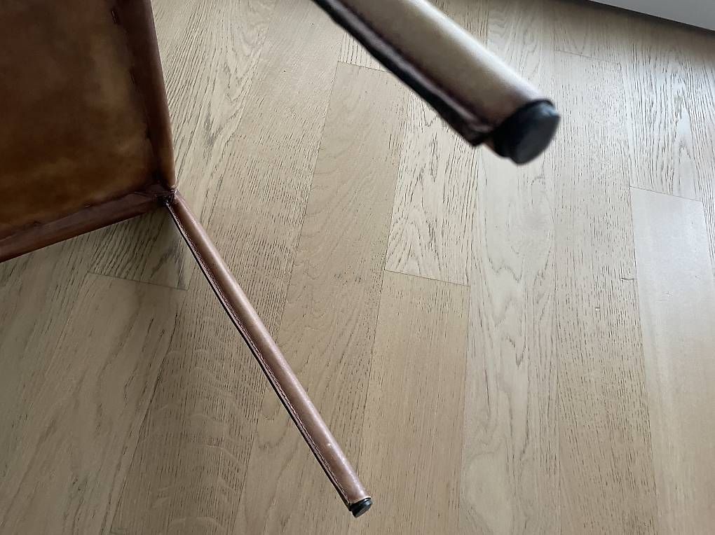 Interio Stühle: vintage leder stuhl – Gebraucht aus Uitikon Waldegg von a_g_8nhr 2