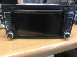 VW 7L6 035 680 B (RNS510)