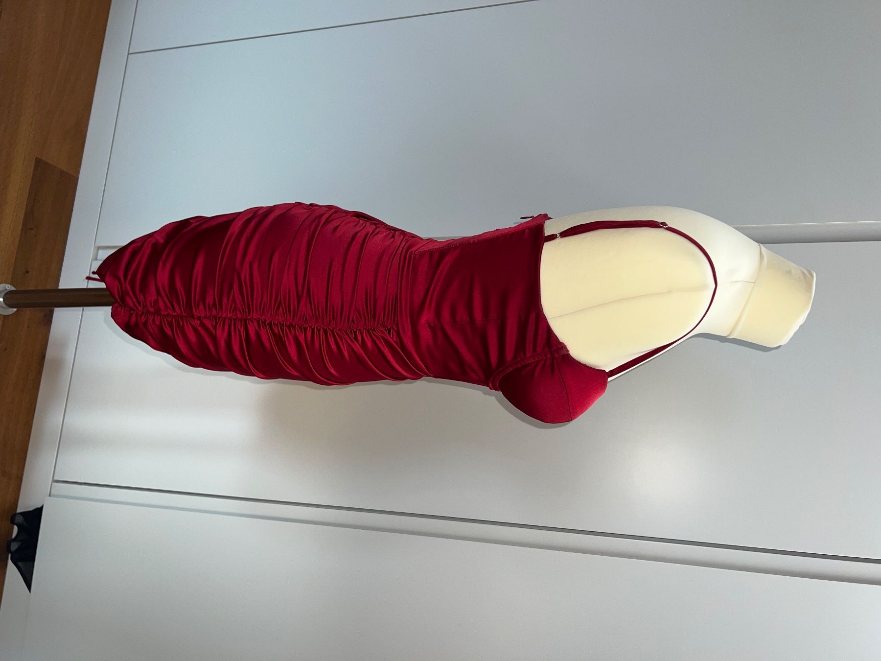 Vestiti: Rotes Minikleid, Satin-Look, Grösse S – Usato da Gamprin venduto da sim_7whp 1
