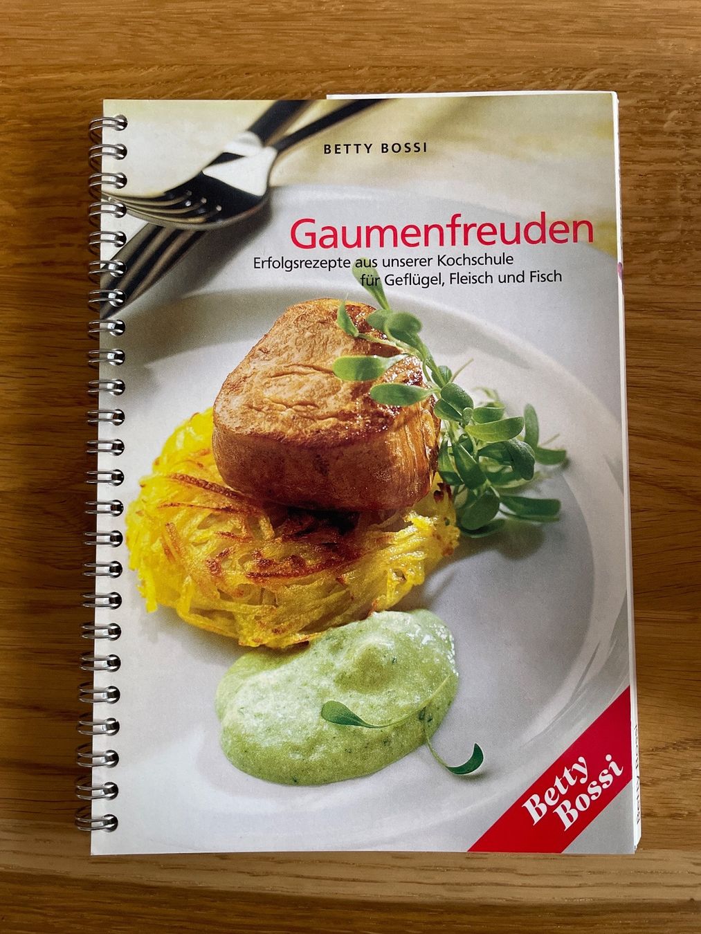 Libri: Betty Bossi, Gaumenfreuden – Nuovo (secondo la descrizione) da Eiken venduto da Kermit60