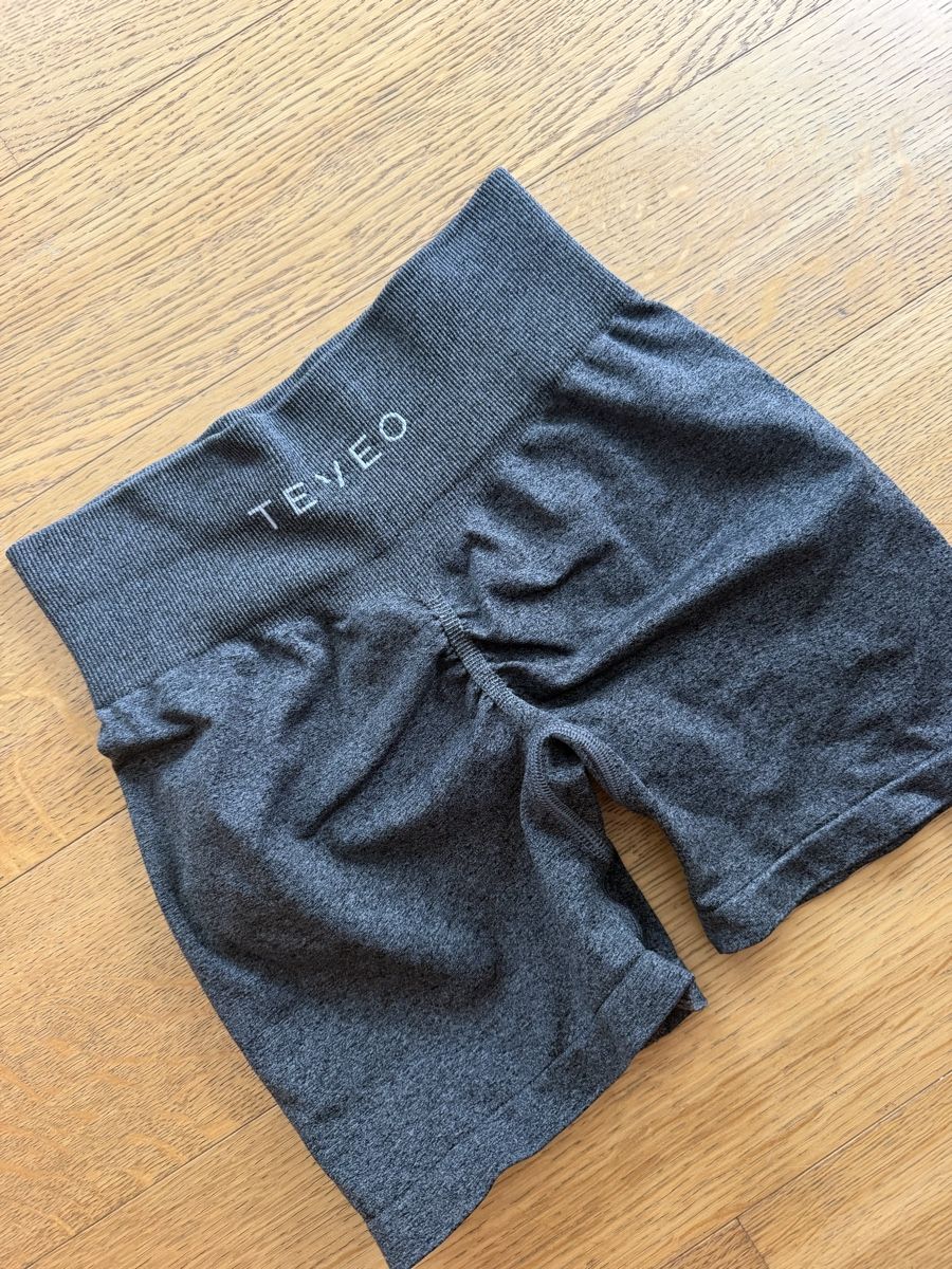 Teveo Leggings: Teveo kurze Hose NEU Gr. S – Neuf (Voir description) à Lachen SZ par mon_2rpd 1