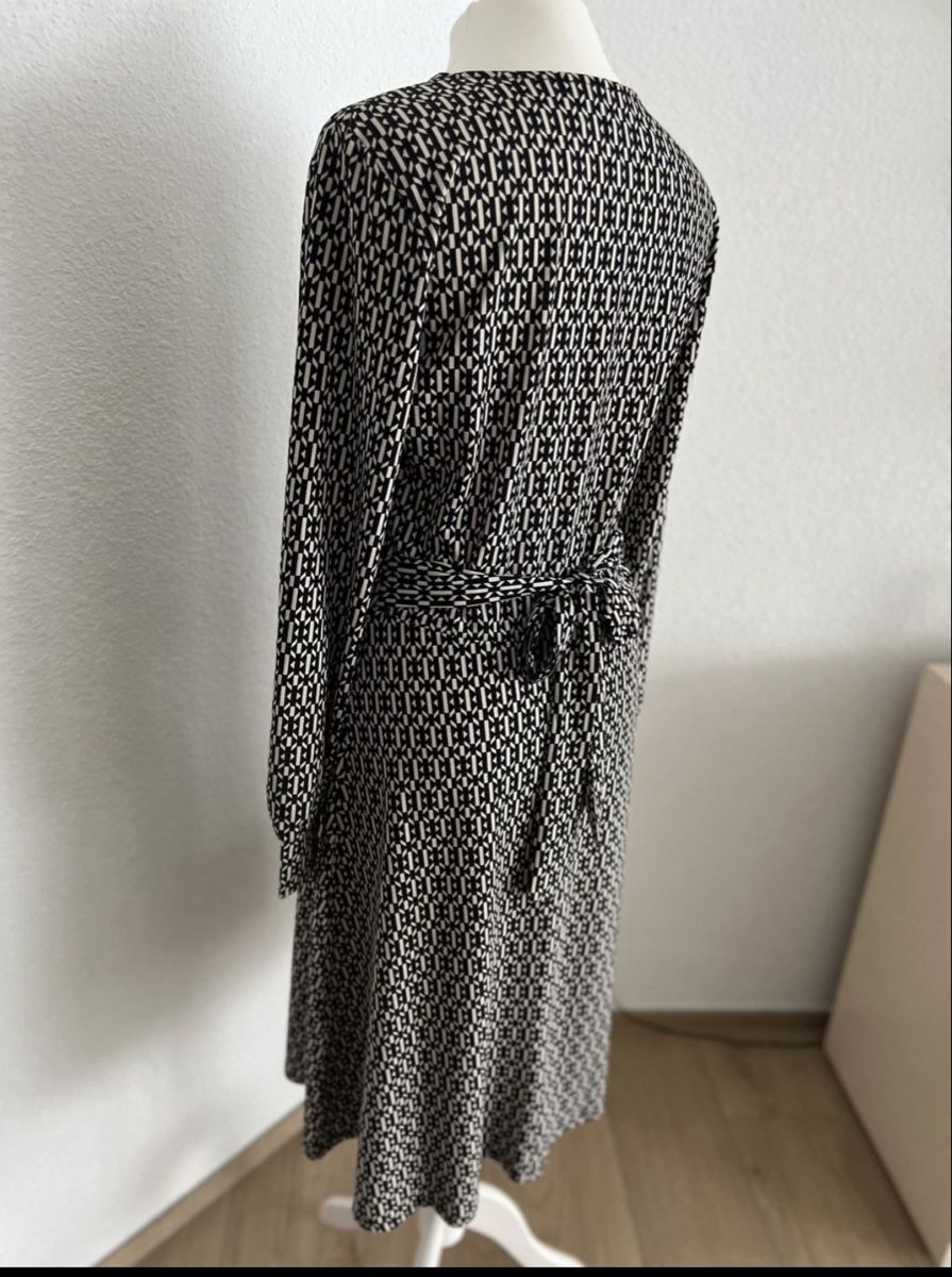 C&A Vestiti: Elegantes Kleid mit Muster, Grösse 40 Neu – Nuovo (secondo la descrizione) da Luzern venduto da suhamadlun 1