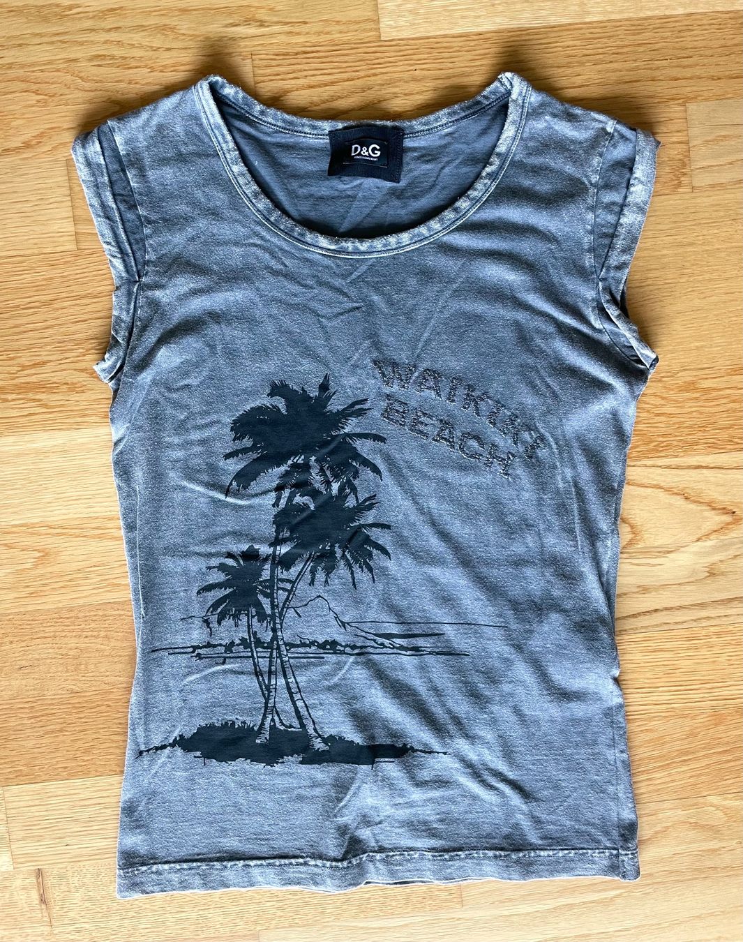 Dolce & Gabbana T-shirt: T- Shirt D&G – Nuovo (secondo la descrizione) da Richterswil venduto da IrynaL