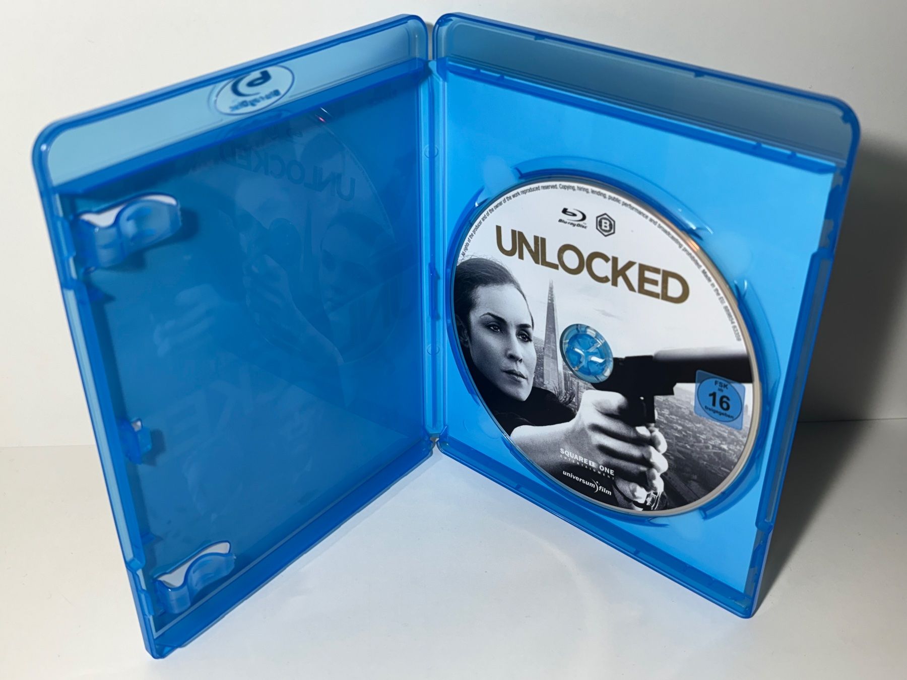 Tutti i DVDs: Unlocked Blu Ray – Usato da Wilderswil venduto da Sstriker 2