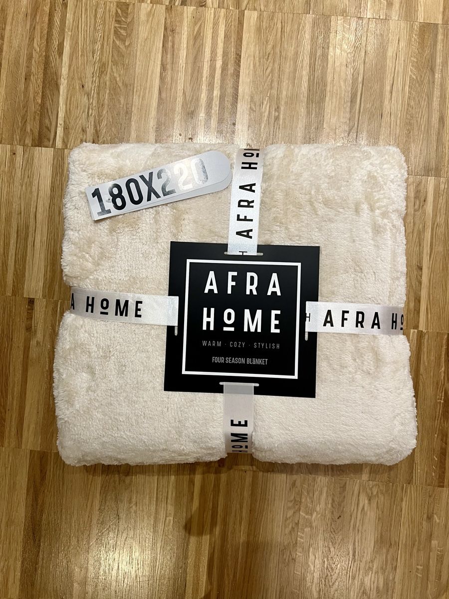 Coperte: Warm beige blanket – Nuovo e nell'imballaggio originale da Adliswil venduto da avatar83