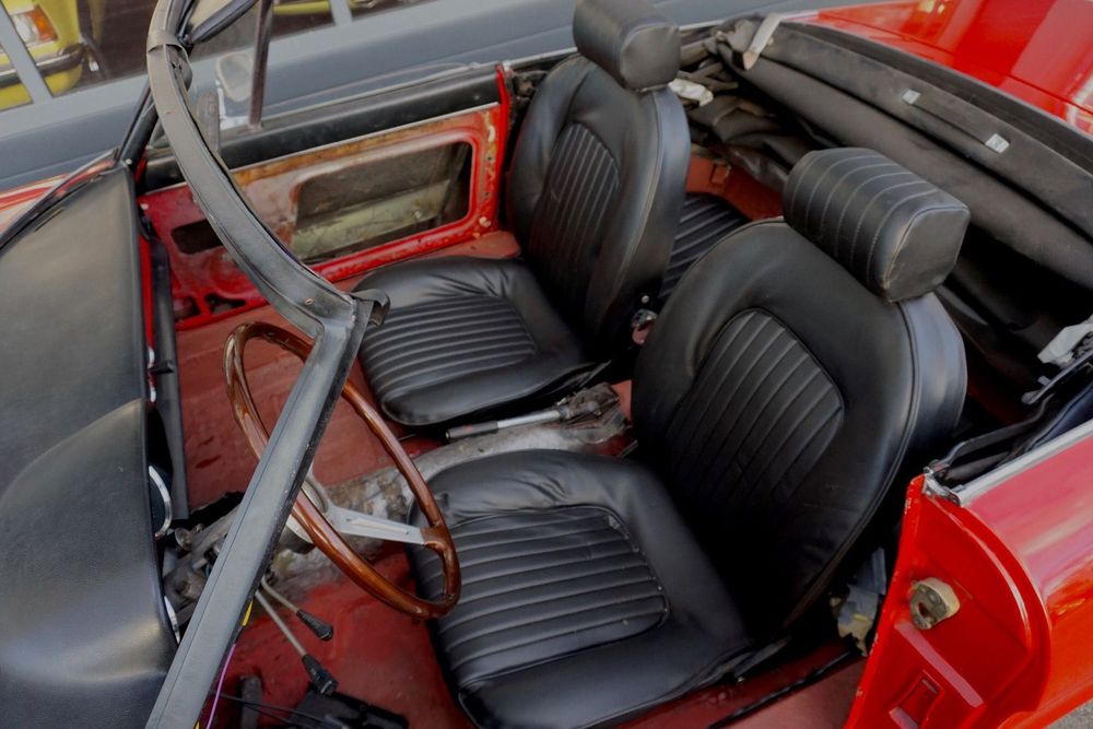Autos: Alfa-Romeo Spider 1300 zum restaurieren – Defekt aus Ellikon an der Thur von  5