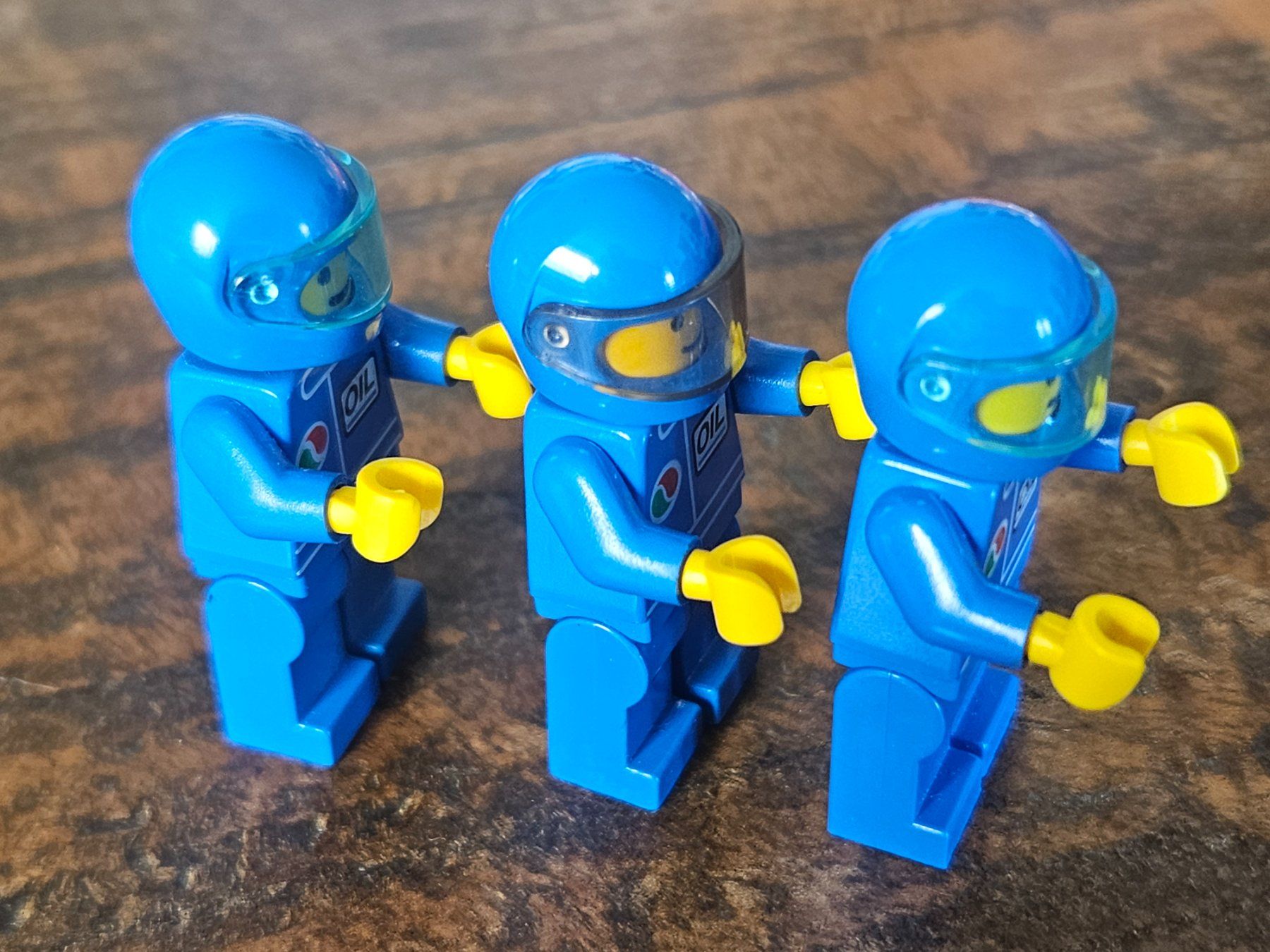Lego Kit di costruzioni: lego lot de 3 figurines – Usato da Confignon venduto da Ecrofigs 3