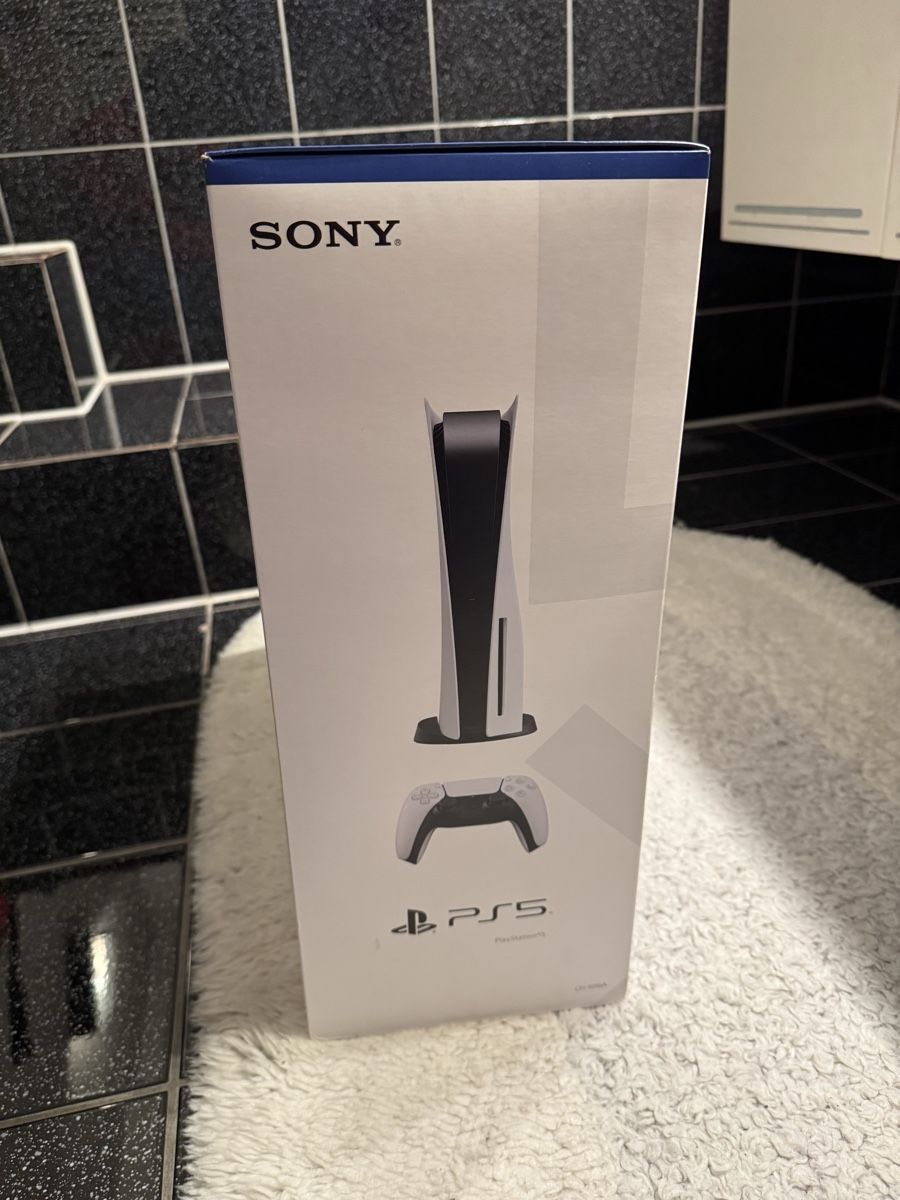 Sony Giochi: Playstation 5 ungeöffnet, (1 edition) + Controller – Nuovo e nell'imballaggio originale da Grenchen venduto da Susanoo_TCG 3