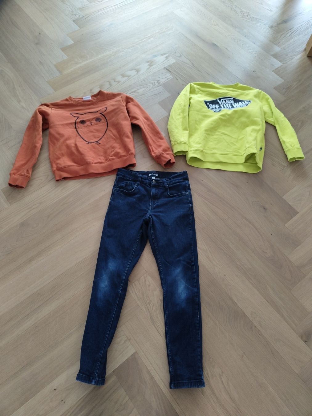 Esprit Lotti & Set di vestiti: winter set 146-152 vans knowledge cotton apparel esprit – Usato da Gams venduto da bigwolfi-schnuggel
