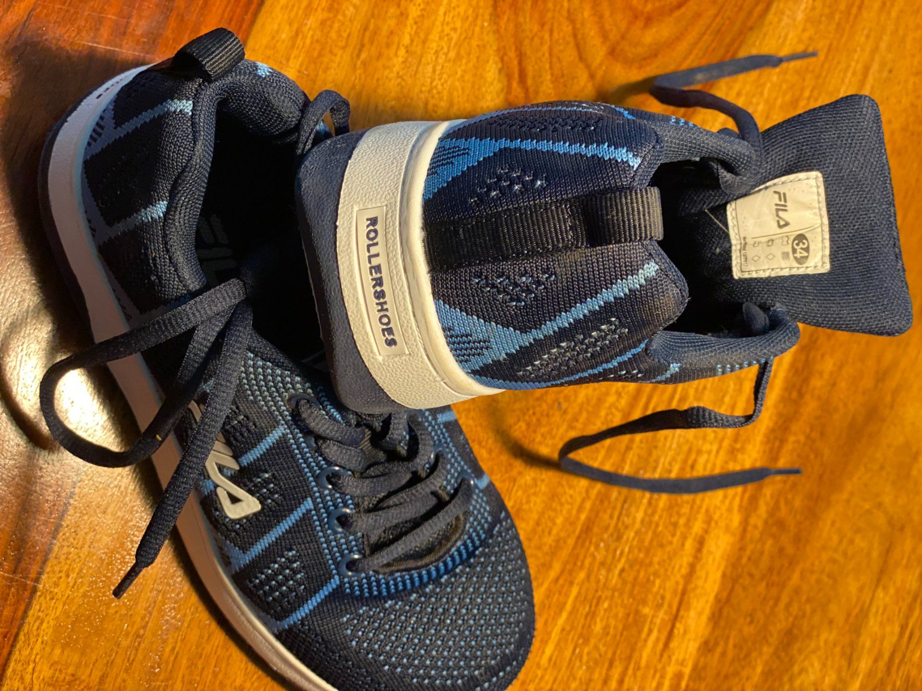 Fila Scarpe per ragazzi: Fila Rollershoes Gr. 34 – Usato da Randogne venduto da sailingaway 1