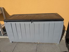 Gartenbox Aufbewahrungsbox Kissenbox grau mit Riss