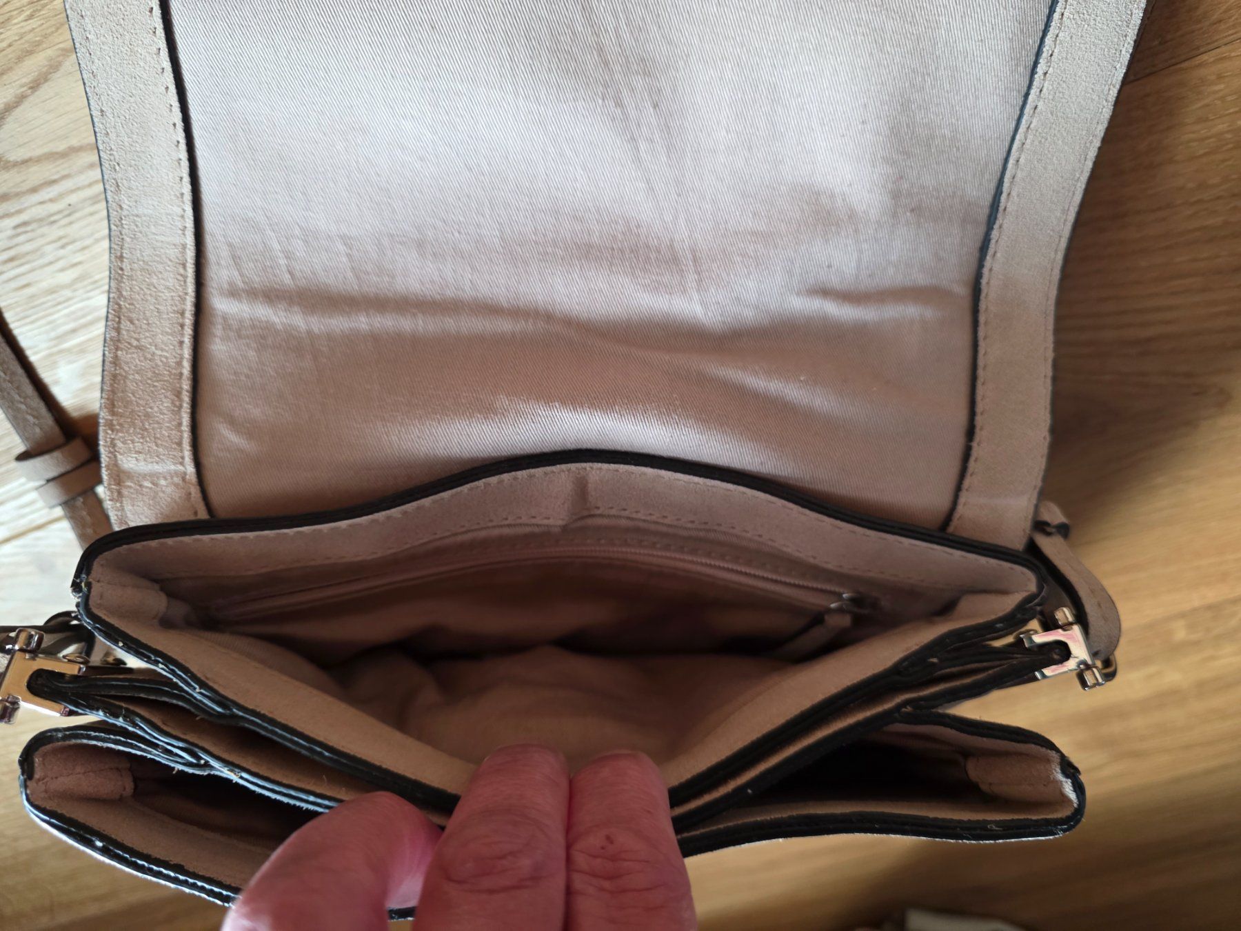 Borse da donna: Wildleder Leder Handtasche Tasche – Usato da Walterswil BE venduto da Lonitti 9