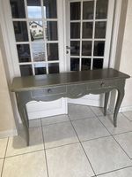 Commode à tiroirs 