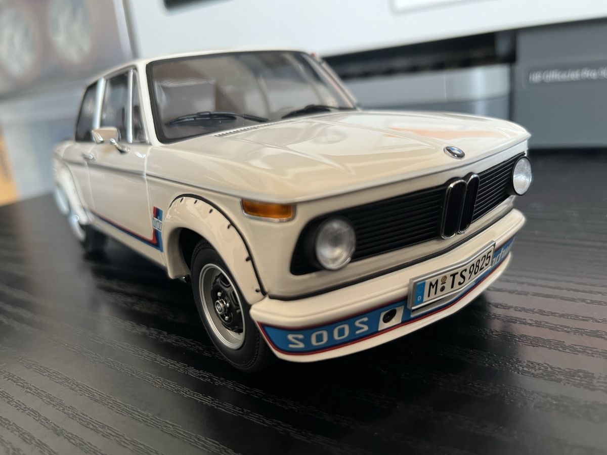 BMW Modellini d'auto: BMW 2002 Turbo. 1:18 Kyosho – Usato da Rümlang venduto da Papamoll4 9