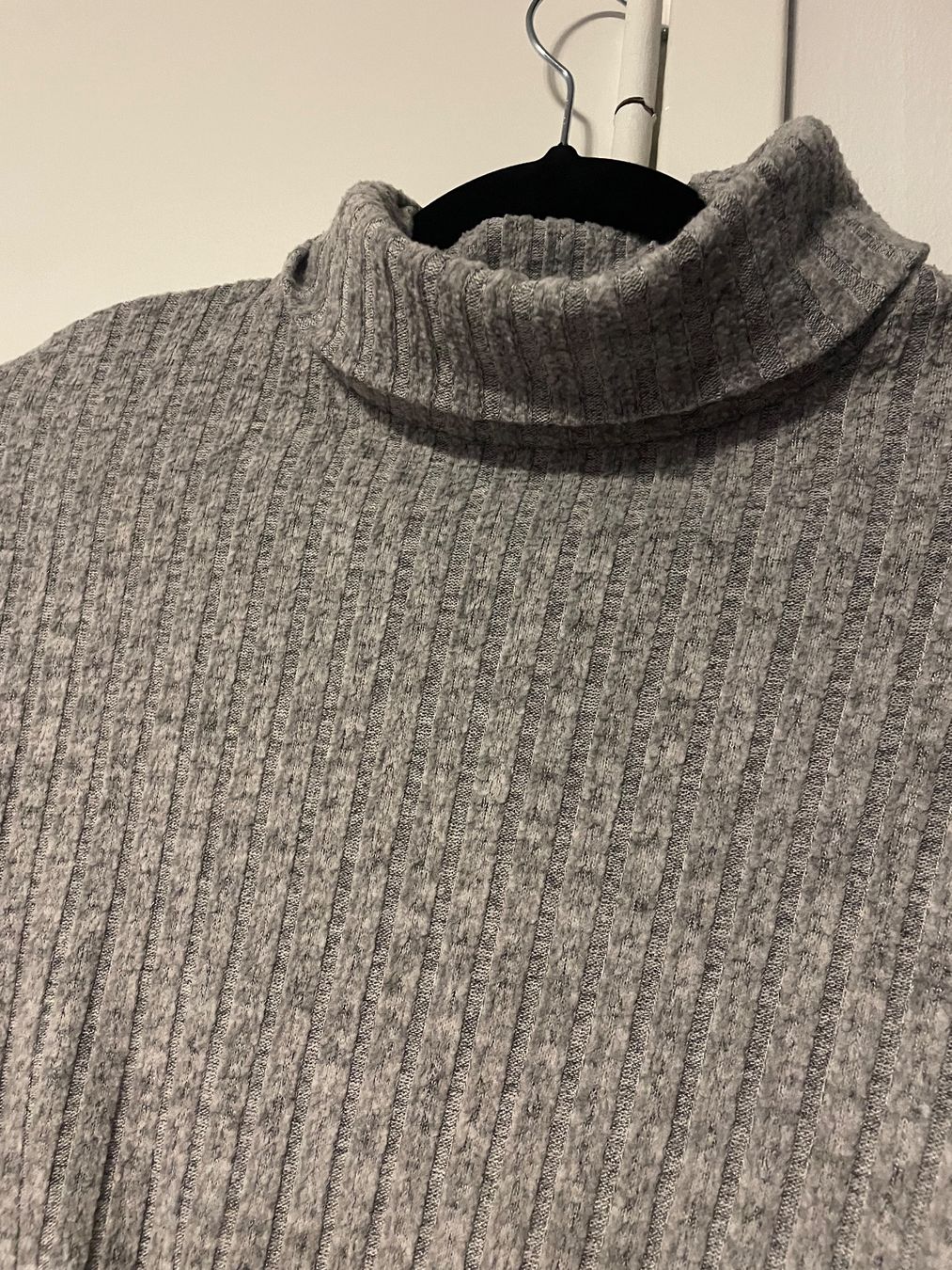 Shein Vestiti: Midi-Kleid – Usato da Zürich venduto da car_26mh 2