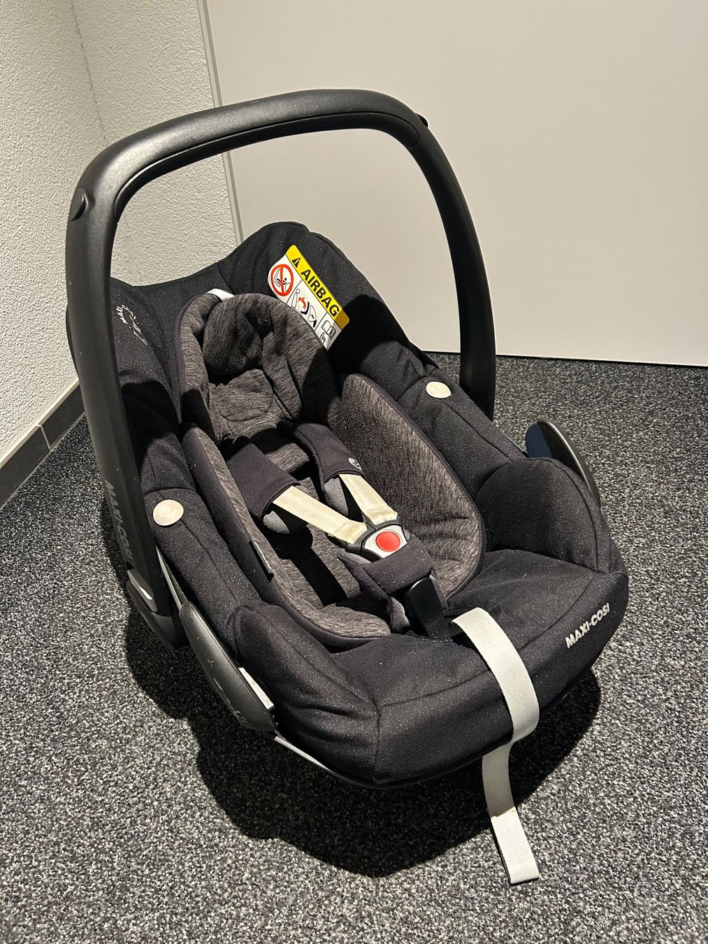 Maxi-Cosi Auto-Kindersitze: MaxiCosi – Gebraucht aus Aarau Rohr von mel_5smb