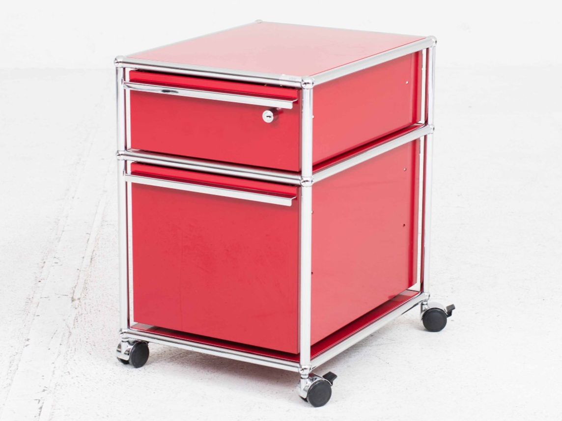 USM Banconi: USM Rollcontainer in Rubinrot – Usato da Zürich venduto da STUZH38