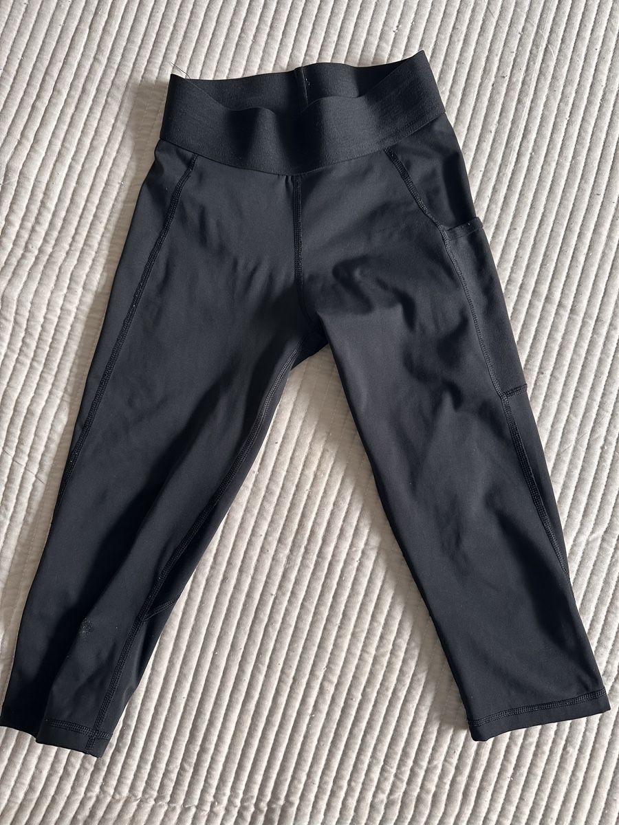 Adidas Leggings: Adidas 3/4 leggings  – Nuovo (secondo la descrizione) da Zug venduto da A123R 1
