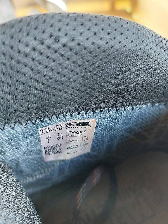 Meindl Herrenschuhe: MEINDL Wanderschuh GORETEX – Gebraucht aus Reichenbach im Kandertal von Gt600 3