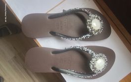 Uzurii Flip Flop Sandale mit Perlen Grösse 39-40 Neu>Fr.100