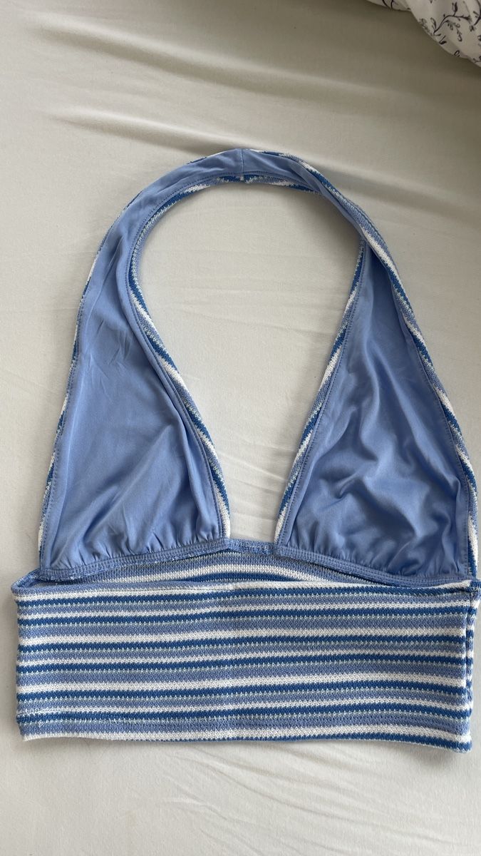 Top: Sommerliches Neckholder Top, gestreift – Usato da Muttenz venduto da lil_cs6m 1