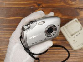 Olympus Mju-mini Digital (4MP, 2006)