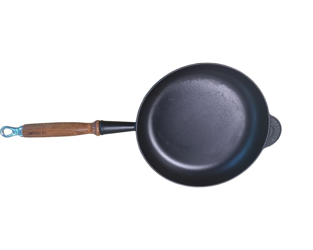 Le Creuset Pfannen: LE CREUSET Gusseisenpfanne – Gebraucht aus Luzern von Restwert_Luzern 4