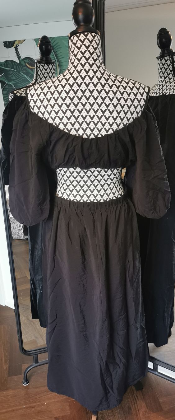 Vestiti: Schickes Sommerkleid, schwarz – Nuovo (secondo la descrizione) da Zürich venduto da Milas_closet 2