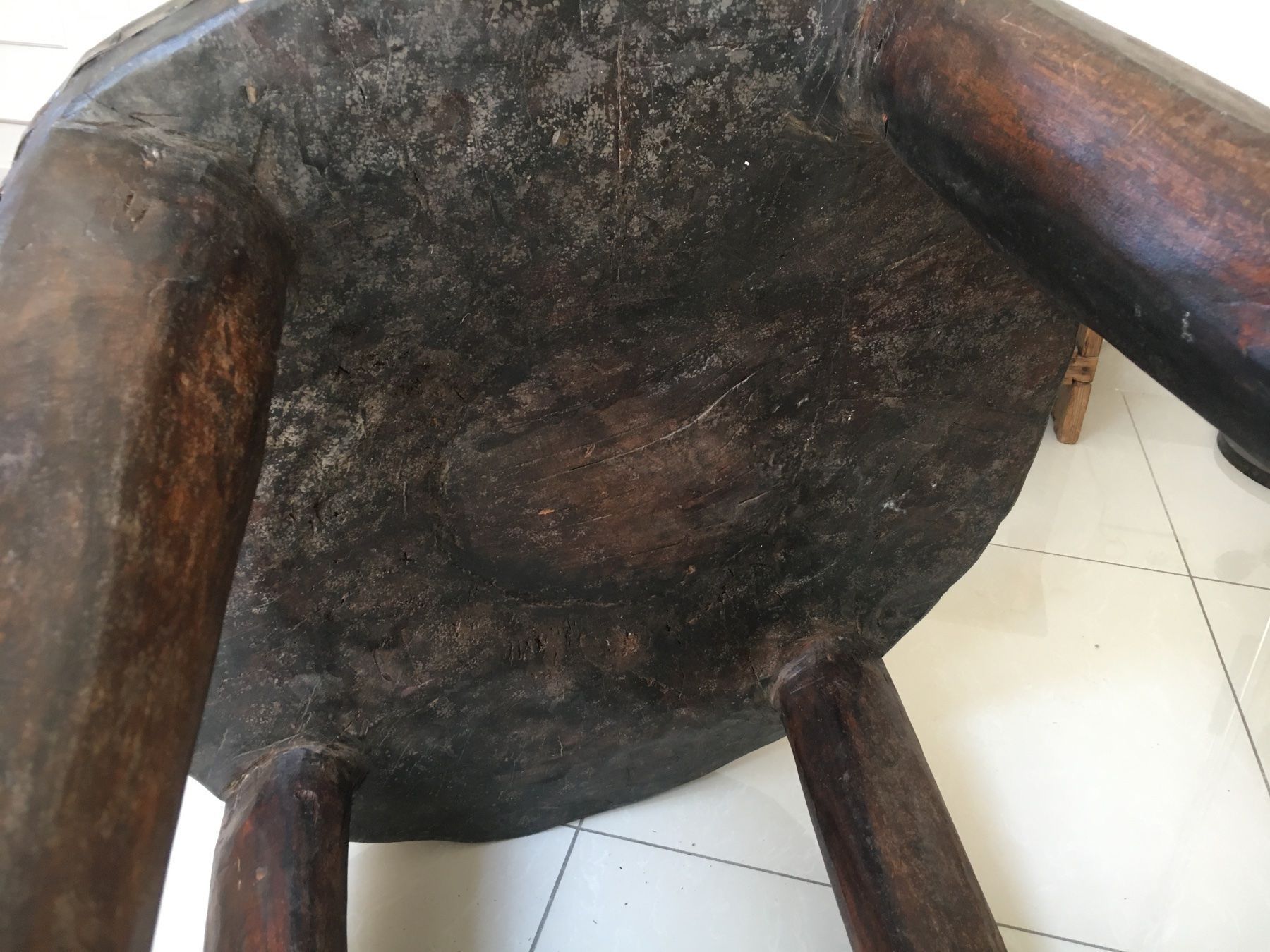 Tavoli: Guéridon/table d’appoint  en bois massif – Usato da Vernier venduto da Leandro055 7