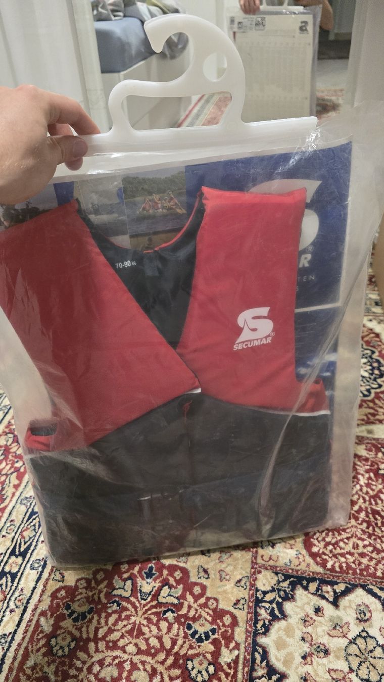 Schwimmwesten: Schwimmweste – Neu (gemäss Beschreibung) aus Spreitenbach von Frenk_pops 2
