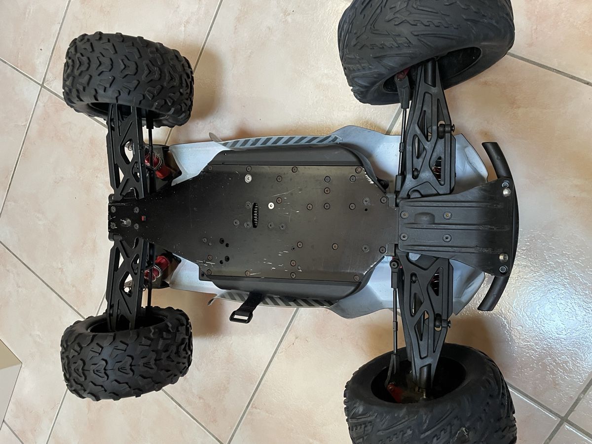 Arrma Modellismo RC: Arrma Kraton 1/8 6s – Usato da Romanel-s-Lausanne venduto da Tigres 3