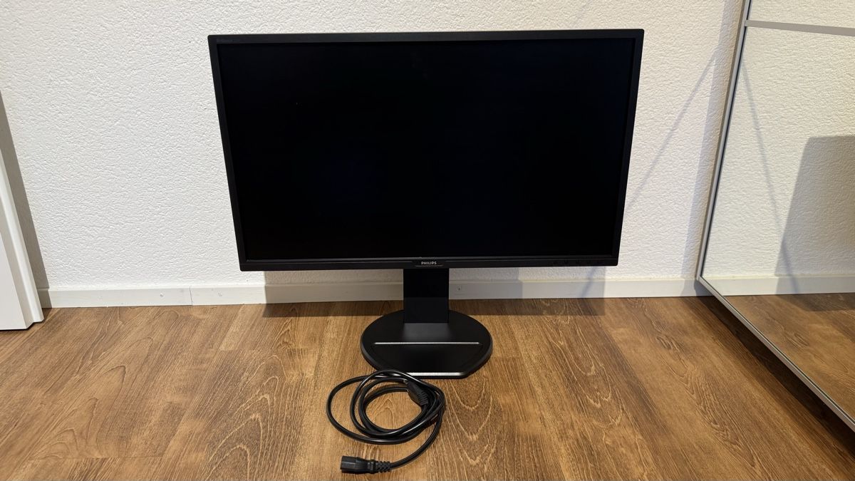 Philips Monitor: Philips 272B8Q (27 Zoll) – Usato da Othmarsingen venduto da Mafi96