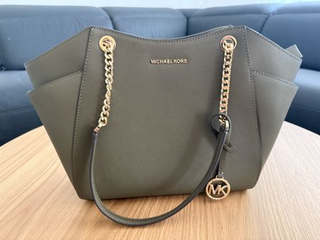 Michael Kors Handtasche olivgrün, ungebraucht!