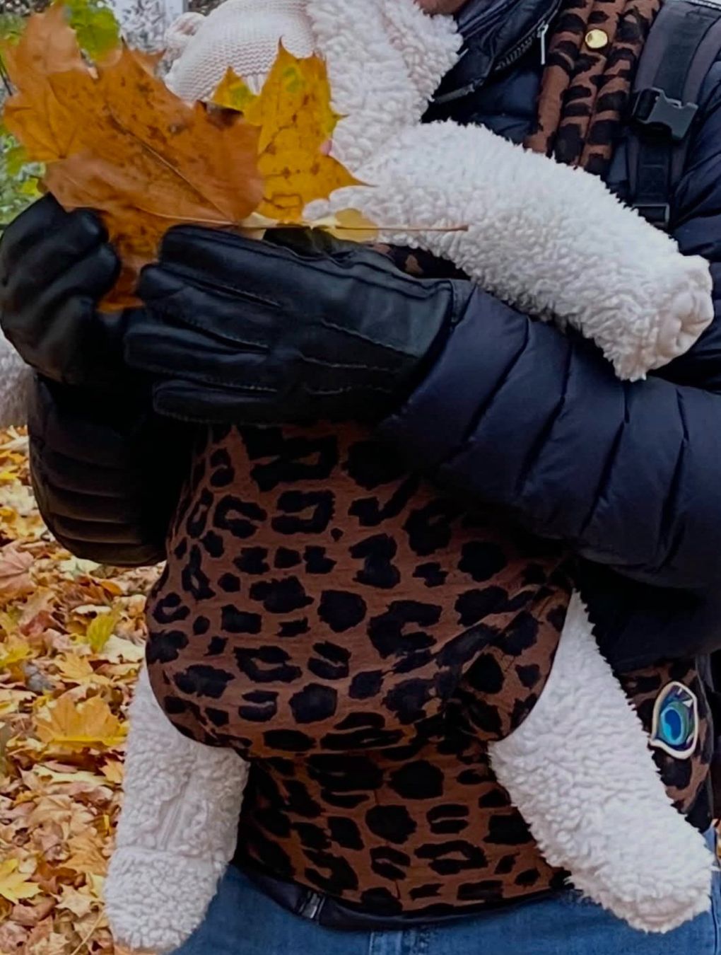 Artipoppe Porte-bébés ventraux & dorsaux: Porté bébé Artipoppe Zeitgeist leopard – D'occasion à Genève par mar_8mtk 3