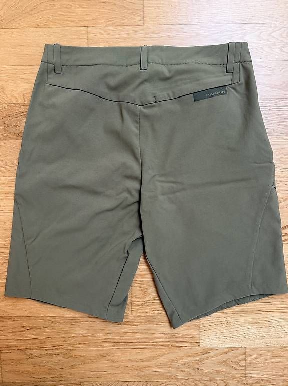 Mammut Pantaloni: Wanderhose Mammut, kurz, Herren, Gr. 30 – Usato da Zürich venduto da ussady 1