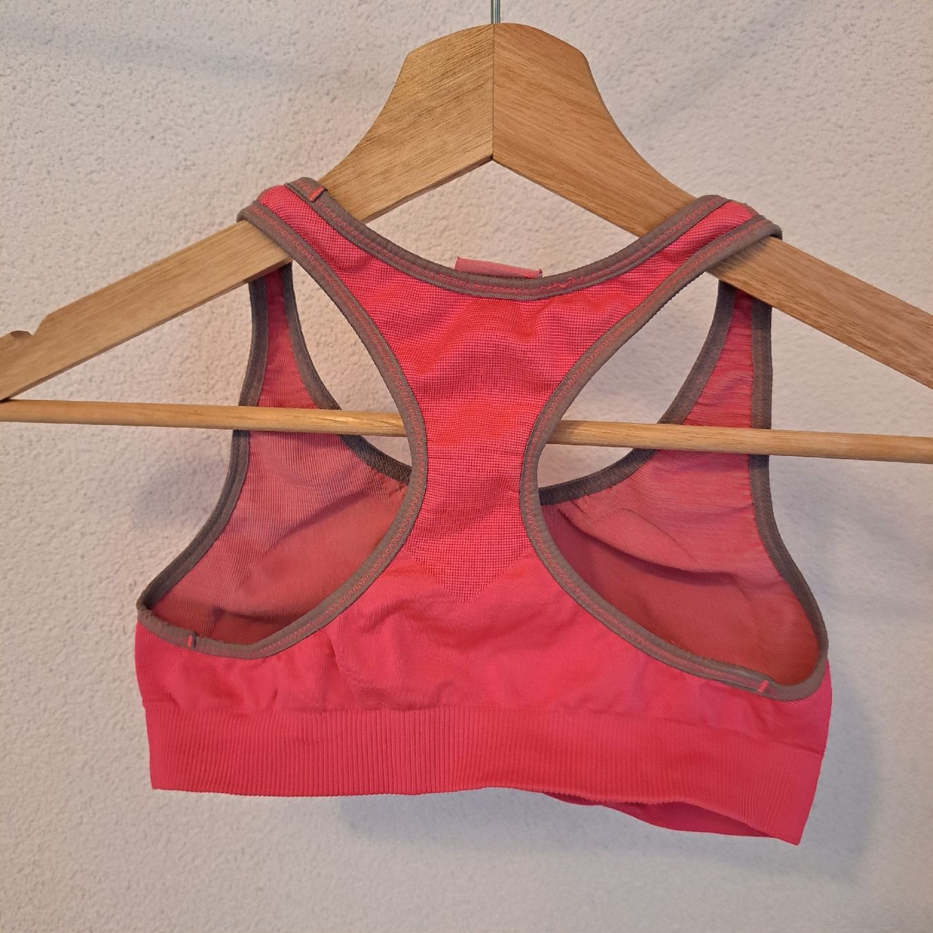 Decathlon Altra biancheria intima: Sport Bra – Usato da Schaffhausen venduto da xJuliax 1
